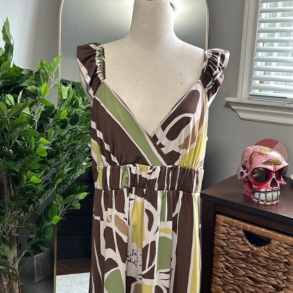 BCBG MaxAzria Brown Green Beige Ruffled Sleeveless Print Dress - Picture 2 of 7